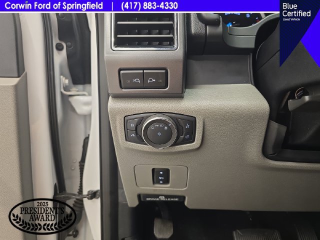 Certified 2020 Ford F250 XLT w/ XLT Premium Package AWD/4WD image 32