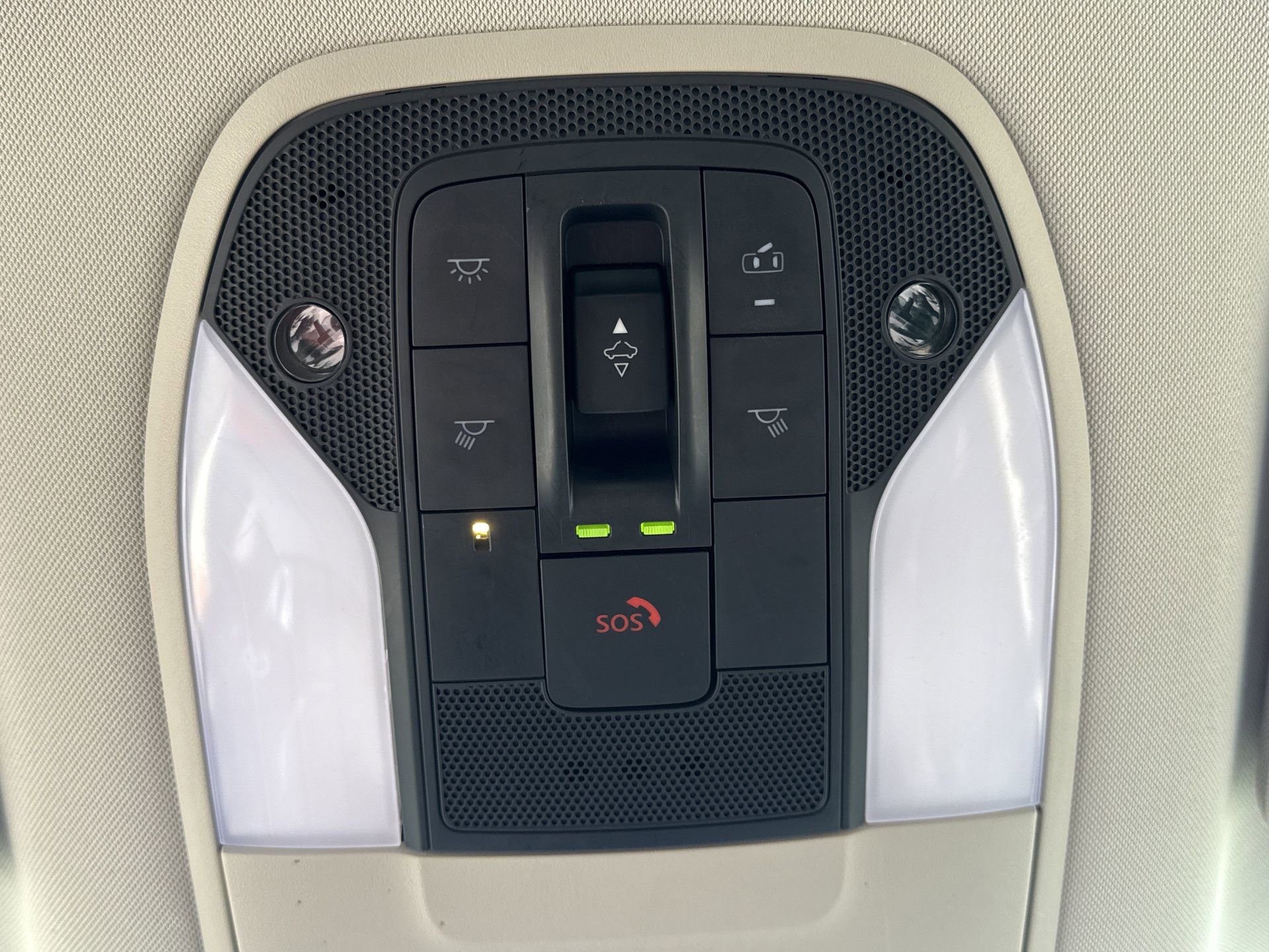 Used 2023 INFINITI QX50 Luxe image 8