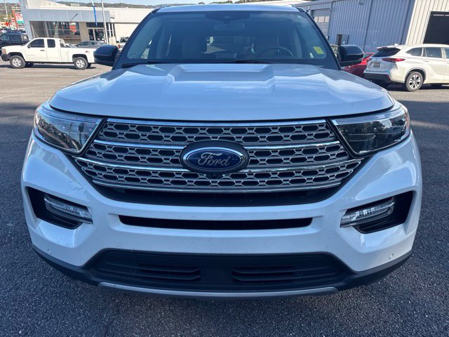 Certified 2023 Ford Explorer Limited w/ Limited Technology Package RWD image 2