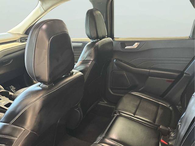 Certified 2024 Ford Escape Platinum AWD/4WD image 24