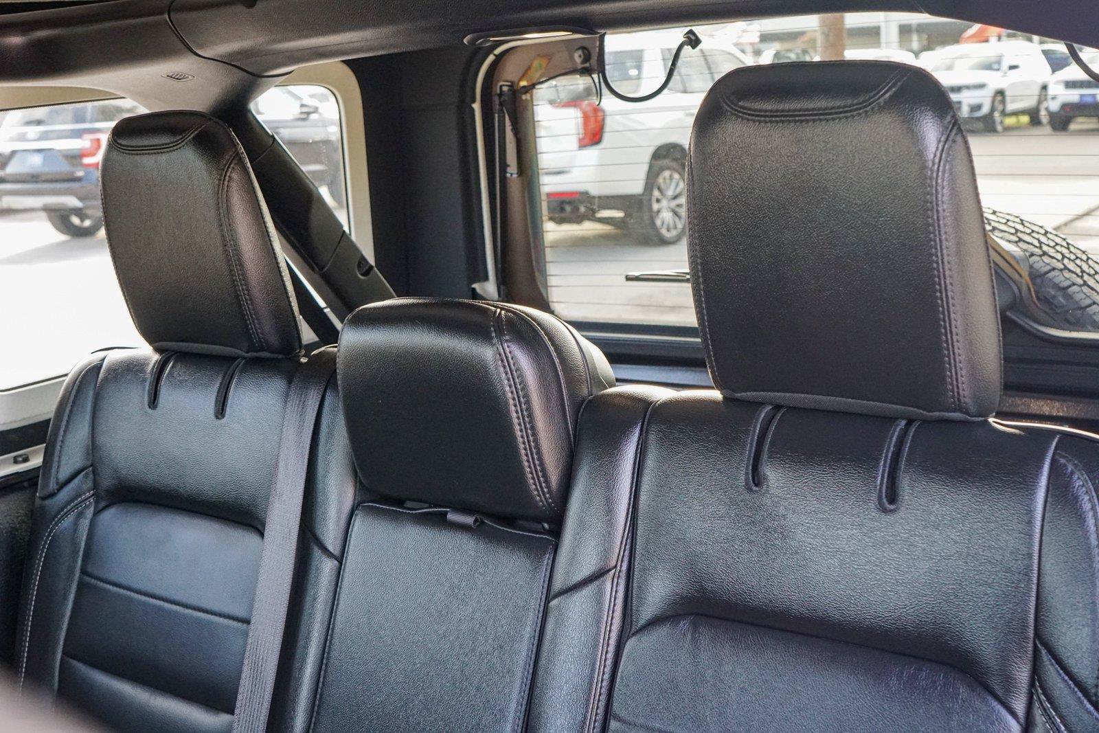 Used 2021 Jeep Wrangler Unlimited Sahara AWD/4WD image 23