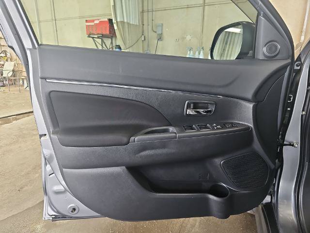 Used 2024 Mitsubishi Outlander Sport ES AWD/4WD image 27