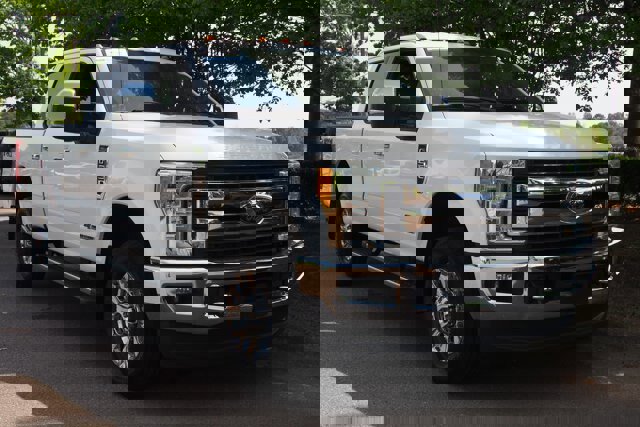 Certified 2017 Ford F250 XLT w/ XLT Premium Package image 7