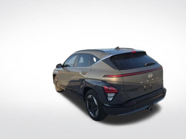 Used 2025 Hyundai Kona Limited image 2