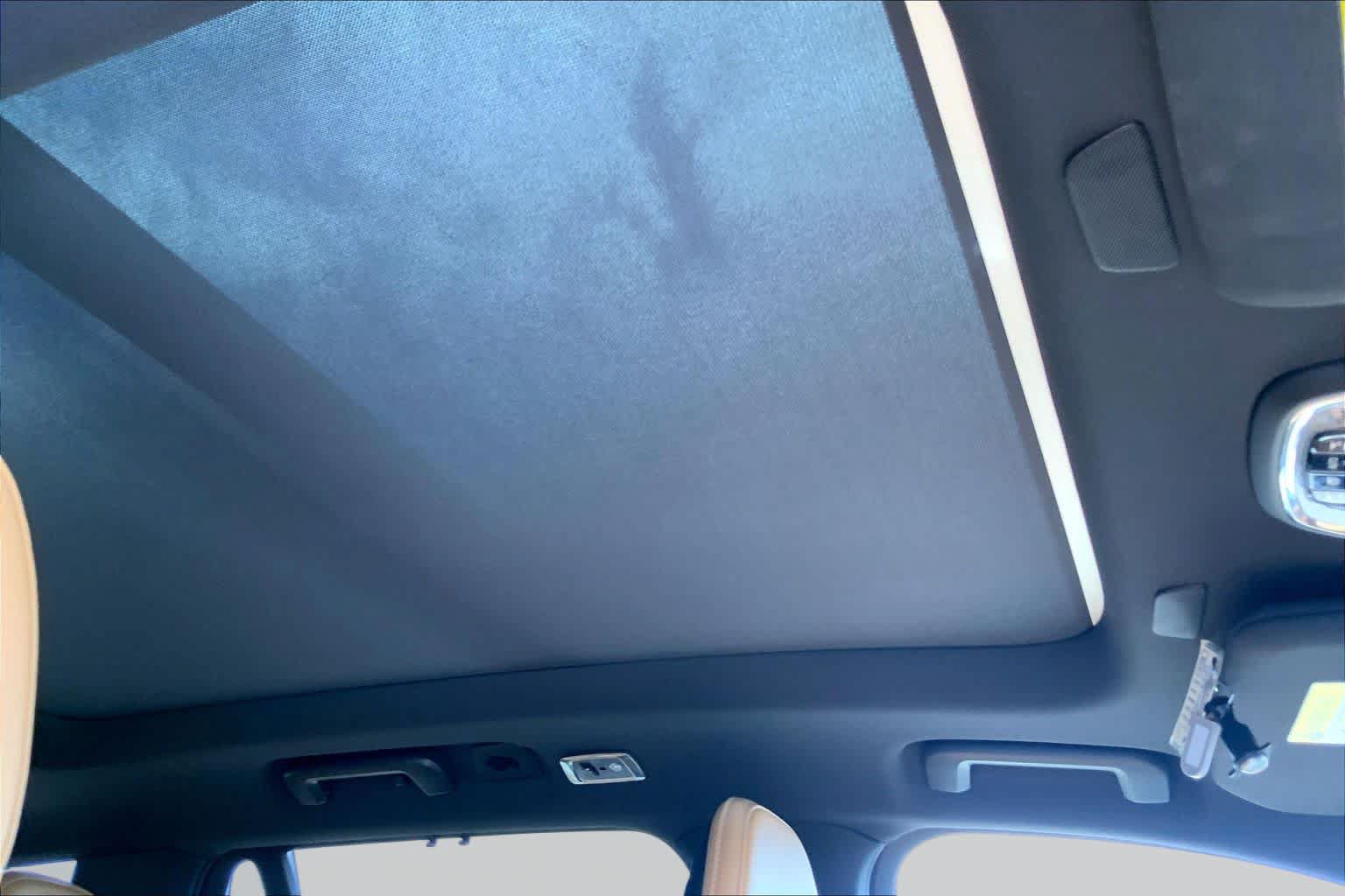 Used 2019 Volvo XC90 T6 Inscription w/ Advanced Package AWD/4WD image 14