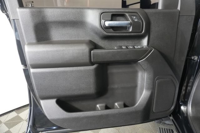 Used 2021 Chevrolet Silverado 2500 Custom w/ Custom Value Package AWD/4WD image 31