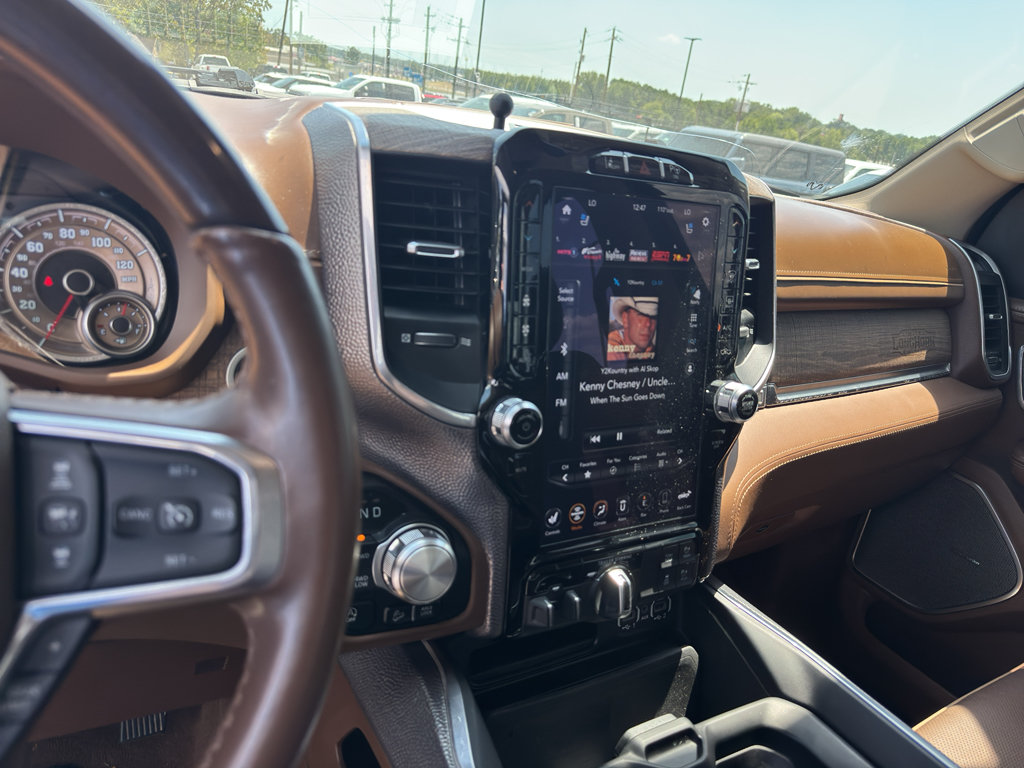 Used 2021 RAM 1500 Limited AWD/4WD image 16