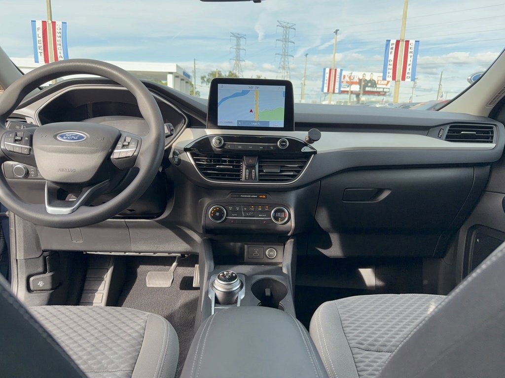 Certified 2020 Ford Escape SE image 30