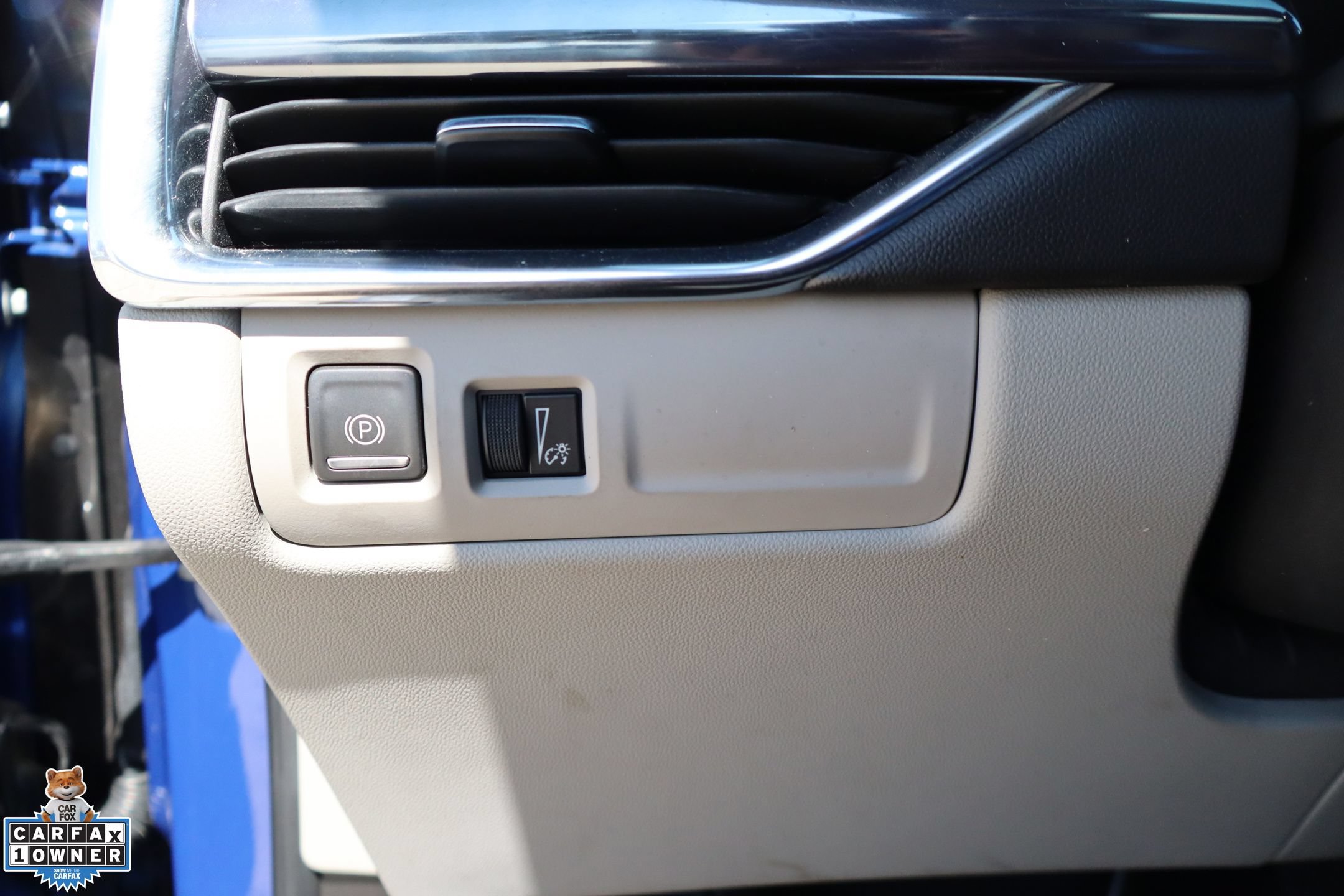 Used 2023 Cadillac XT4 Luxury FWD image 14