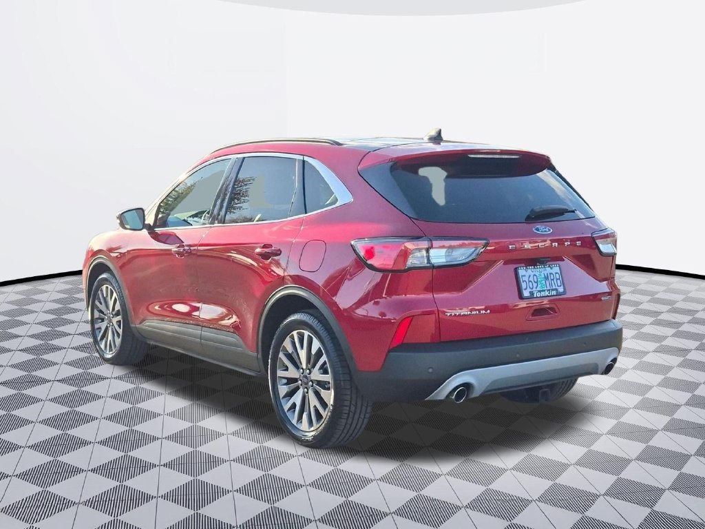 Certified 2020 Ford Escape Titanium AWD/4WD image 4