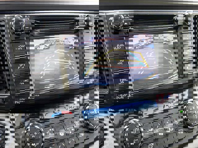 Used 2018 Toyota RAV4 XLE image 21