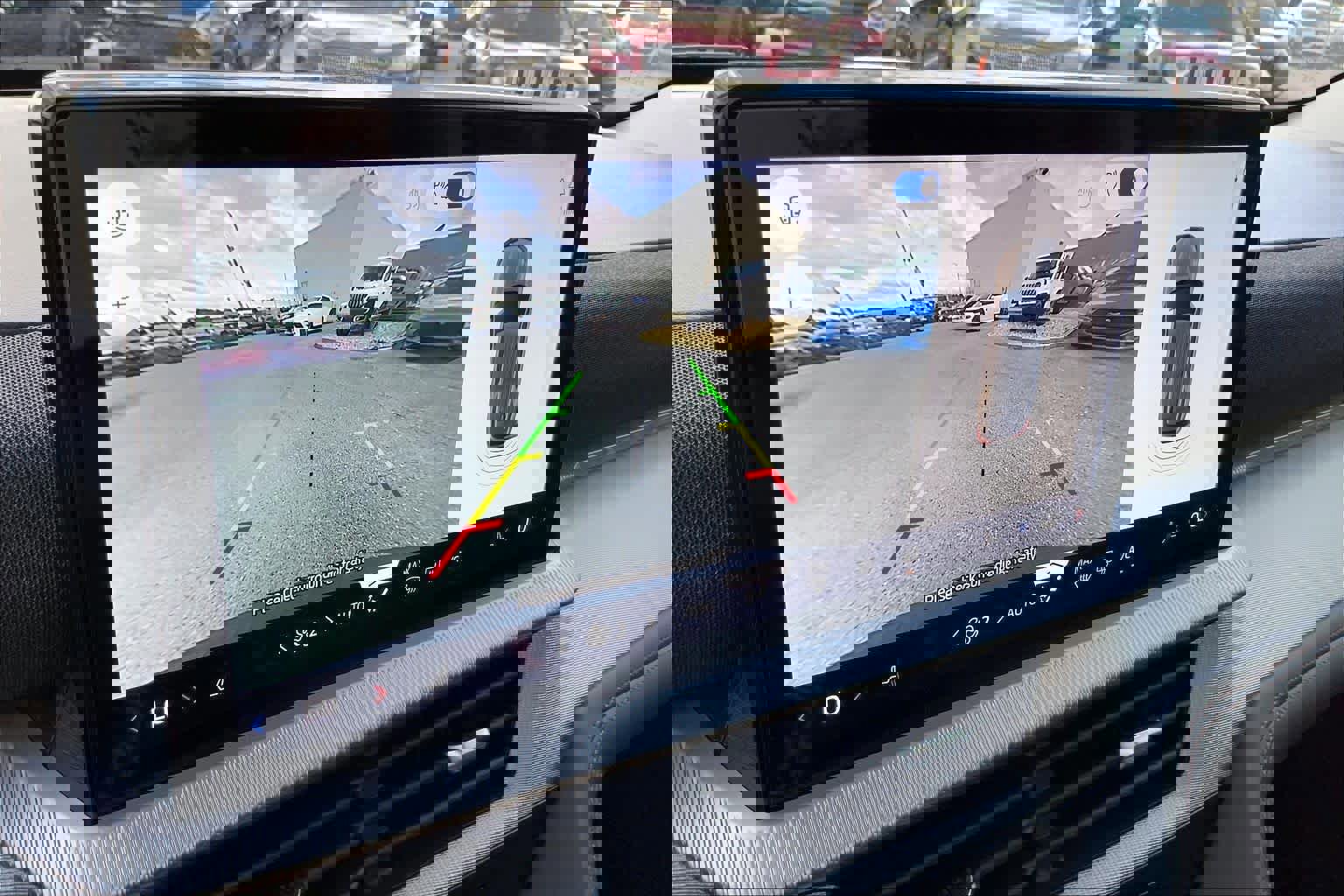 Certified 2025 Ford Explorer Active image 26