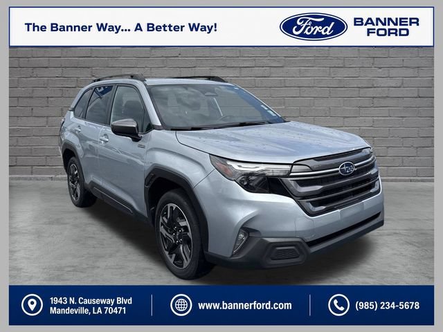 Used 2025 Subaru Forester Premium AWD/4WD image 1