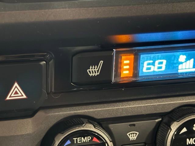 Used 2017 Toyota Tacoma TRD Off-Road image 30