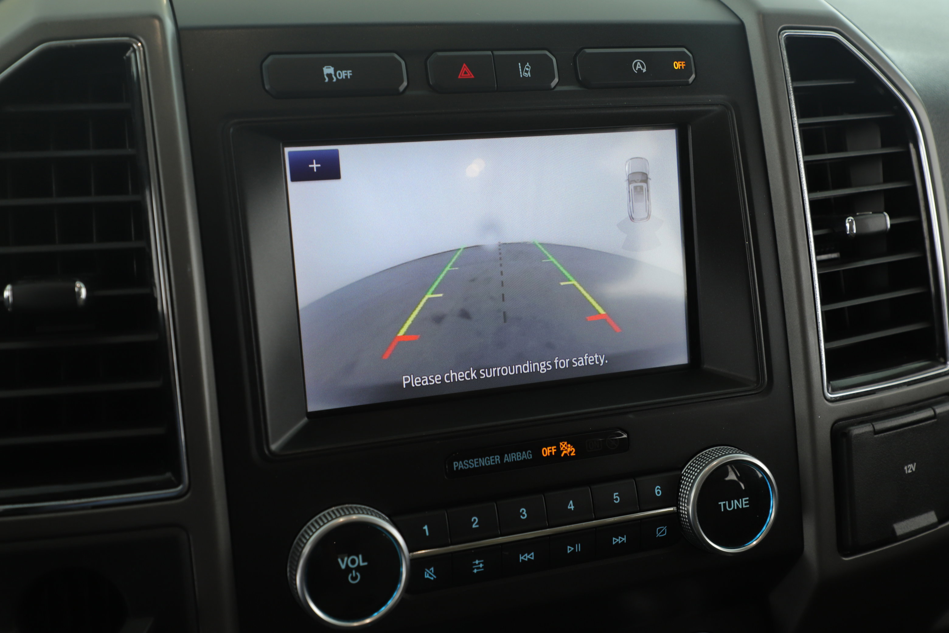 Certified 2020 Ford Expedition XLT image 15