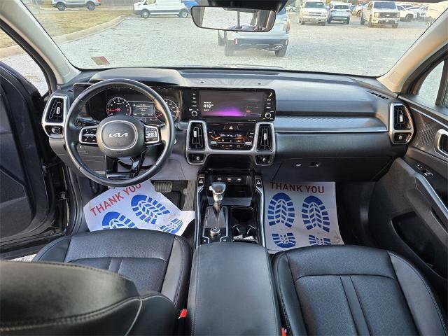 Used 2022 Kia Sorento S image 8