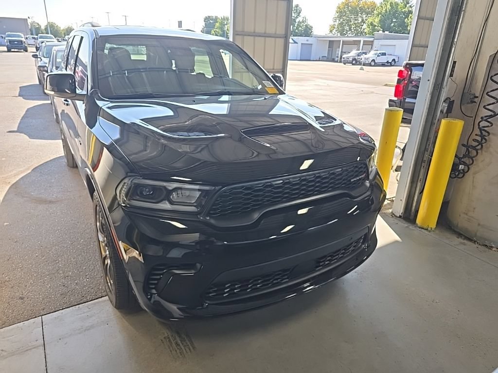 Used 2025 Dodge Durango R/T AWD/4WD image 1