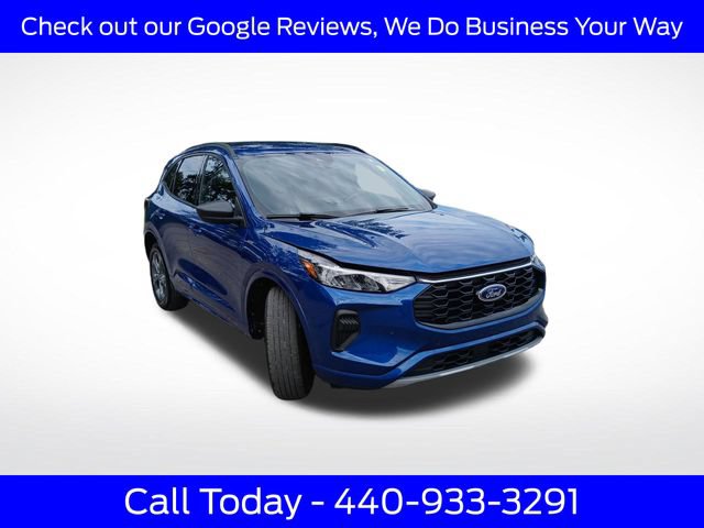 Certified 2023 Ford Escape ST-Line w/ Tech Pack #1 AWD/4WD image 14