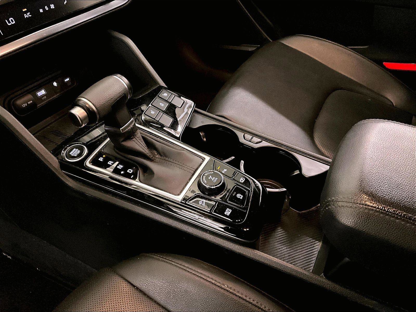 Used 2023 Kia Sportage EX image 16