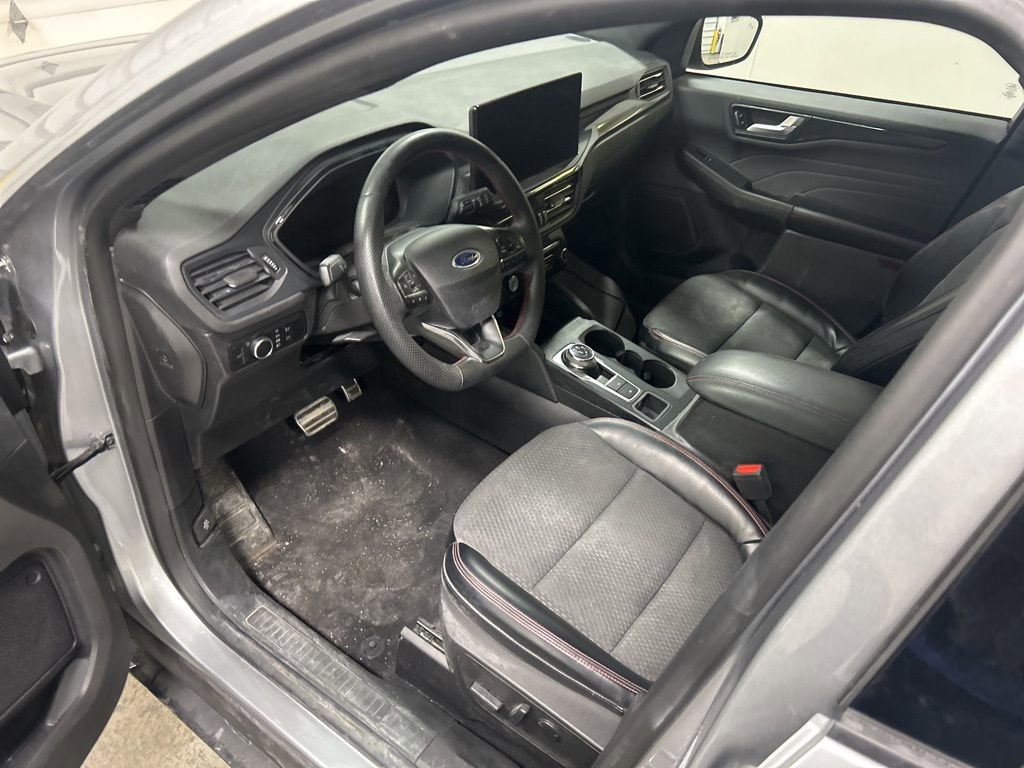 Certified 2023 Ford Escape ST-Line w/ Tech Pack #1 image 5