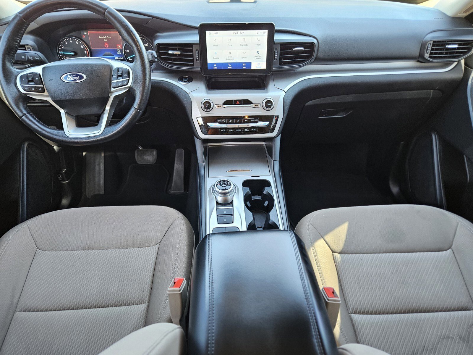 Certified 2023 Ford Explorer XLT image 15