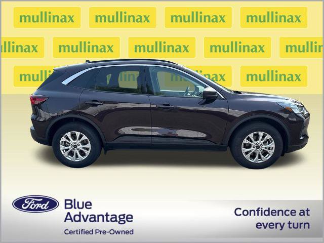 Certified 2023 Ford Escape Active w/ Tech Pack #1 AWD/4WD image 2