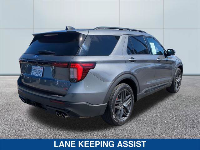 Certified 2025 Ford Explorer ST AWD/4WD image 5