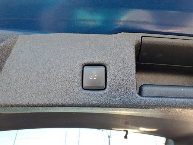 Certified 2022 Ford Escape SE w/ SE Sport Appearance Package image 25