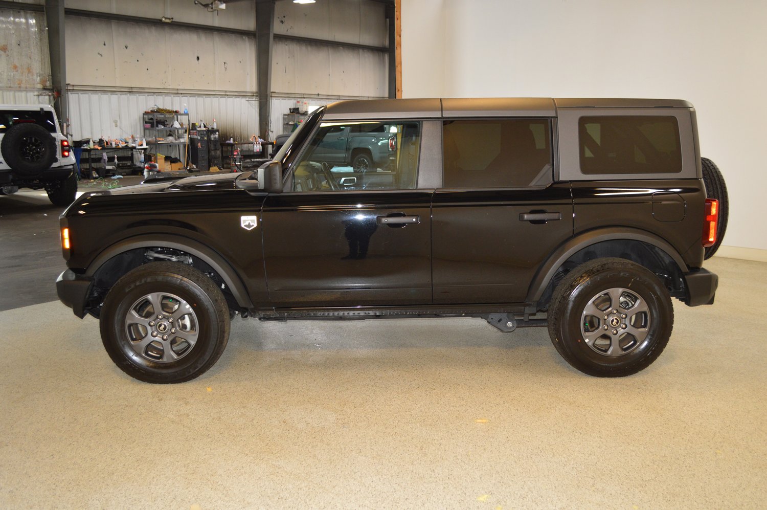 Certified 2025 Ford Bronco Big Bend AWD/4WD image 6