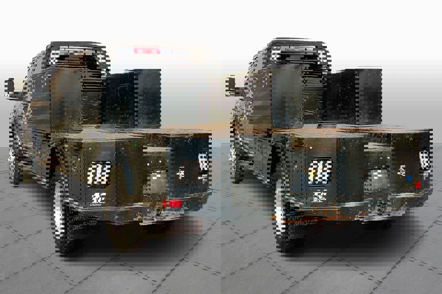 Used 2023 RAM 5500 Limited 4x4 Crew Cab 84 CA 197 image 4