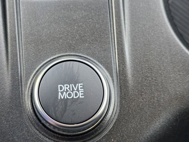 Certified 2025 Ford Explorer Active w/ Active Comfort Package image 22