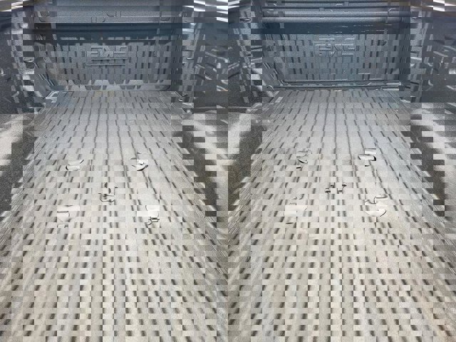 Used 2025 GMC Sierra 2500 AT4 w/ AT4 Premium Plus Package image 27