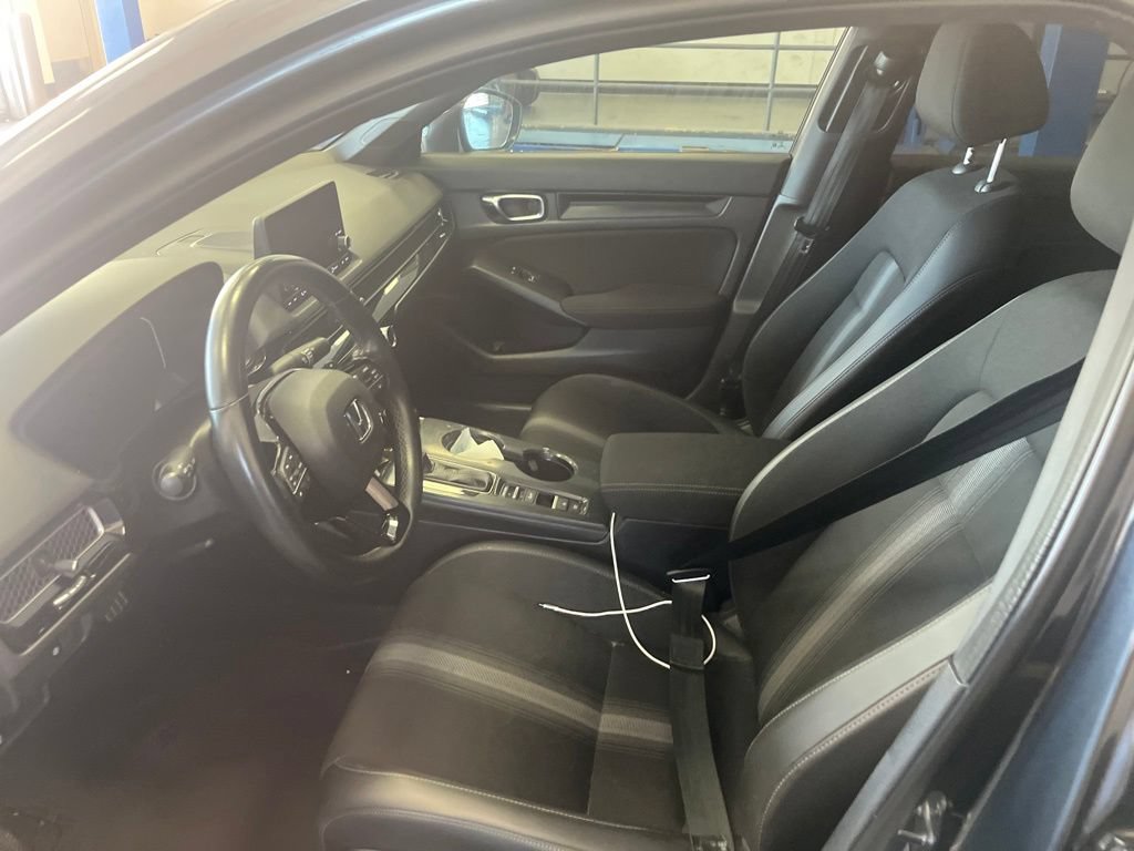 Used 2022 Honda Civic Sport image 4