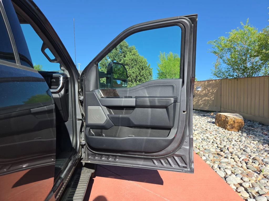 Certified 2025 Ford F350 Lariat AWD/4WD image 34