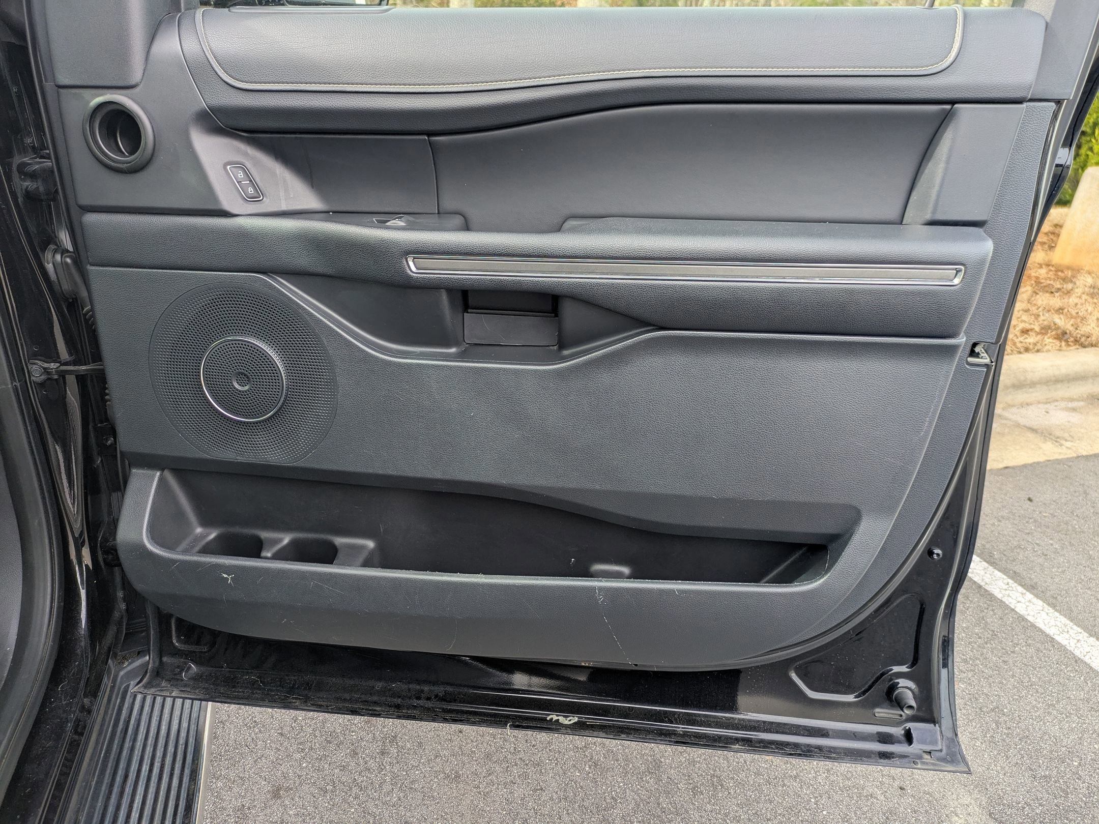 Certified 2022 Ford Expedition Max XLT image 37