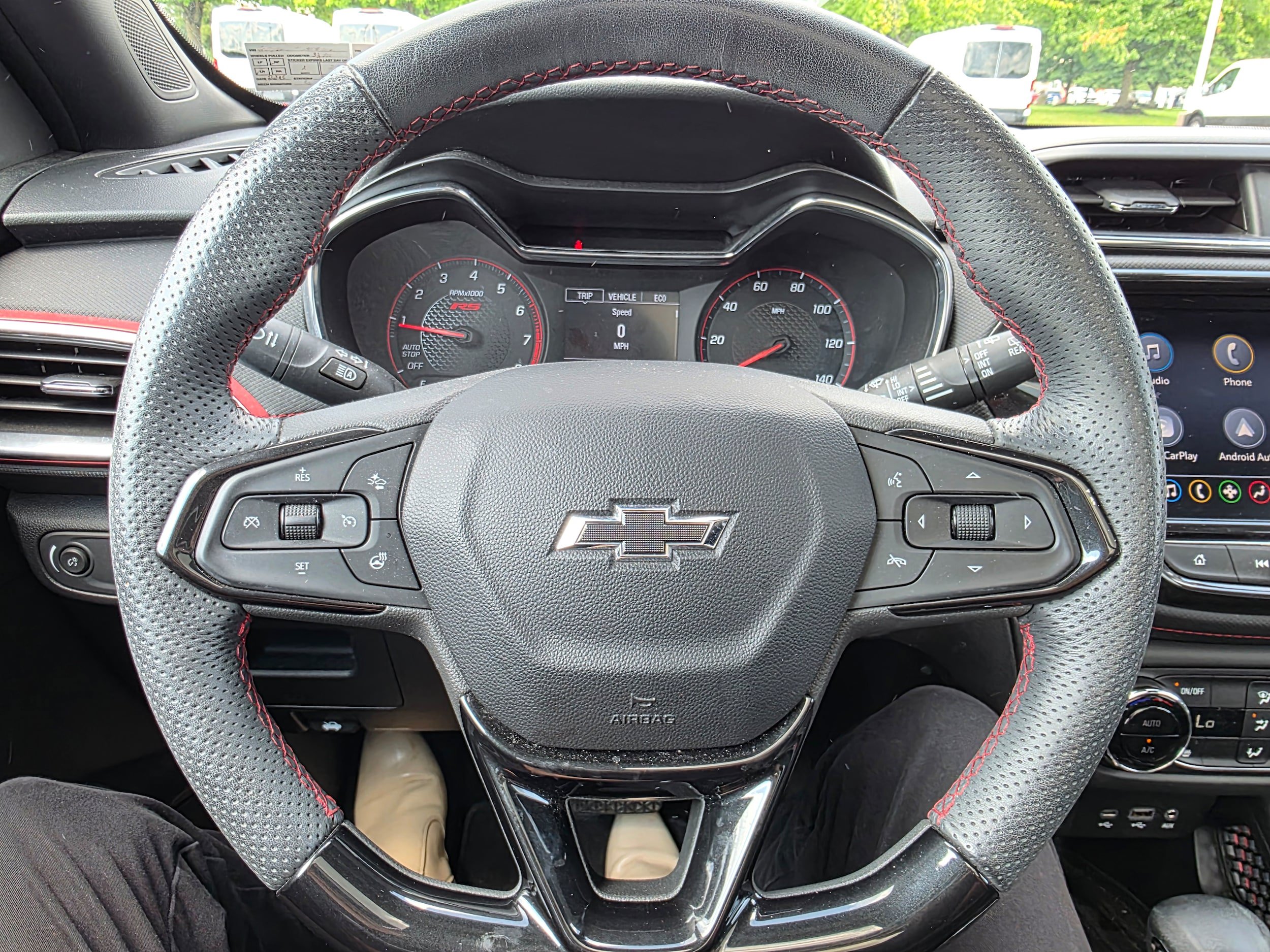 Used 2023 Chevrolet TrailBlazer RS w/ Sun and Liftgate Package AWD/4WD image 12