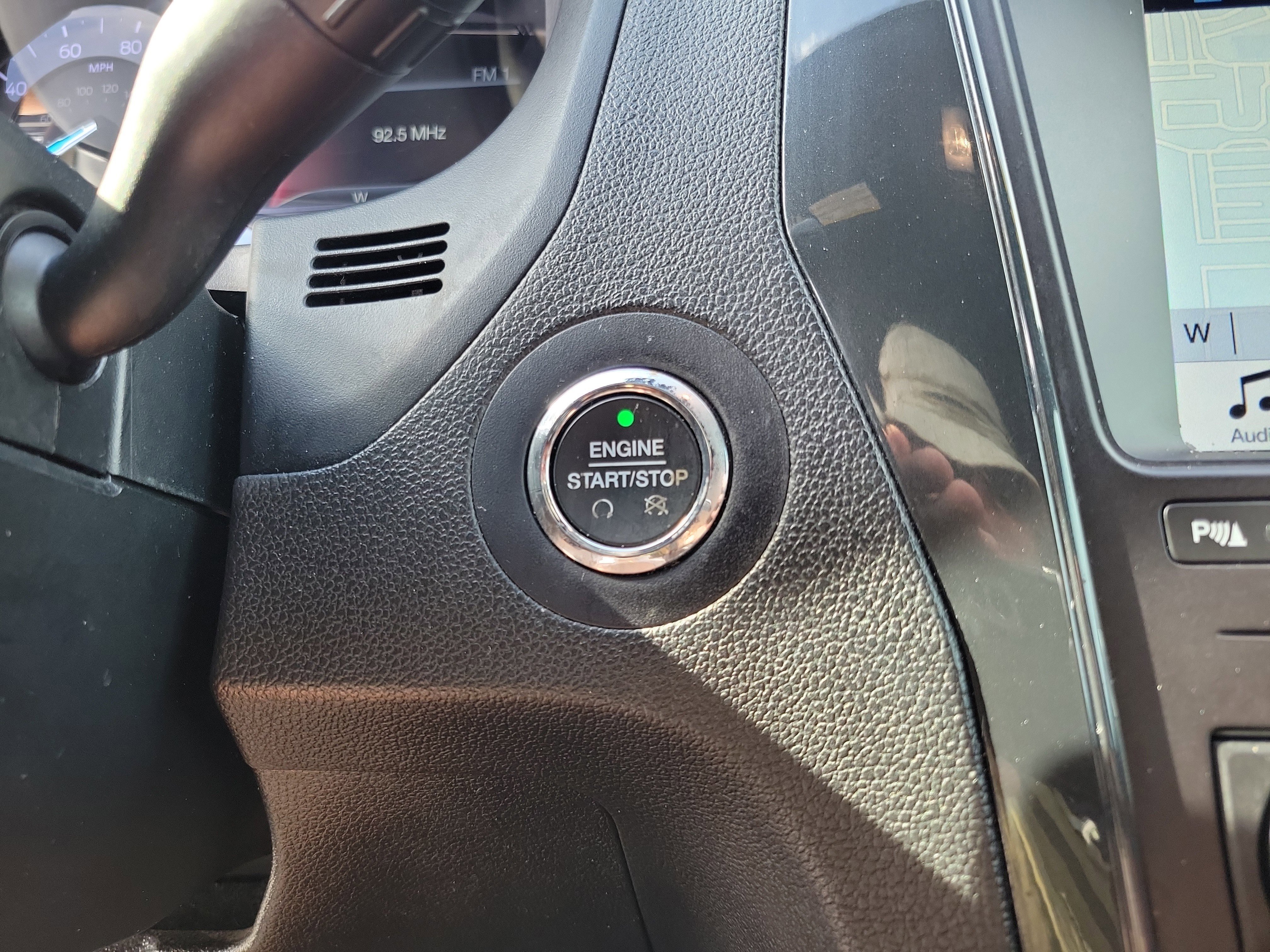 Certified 2019 Ford Explorer XLT w/ Equipment Group 202A image 16