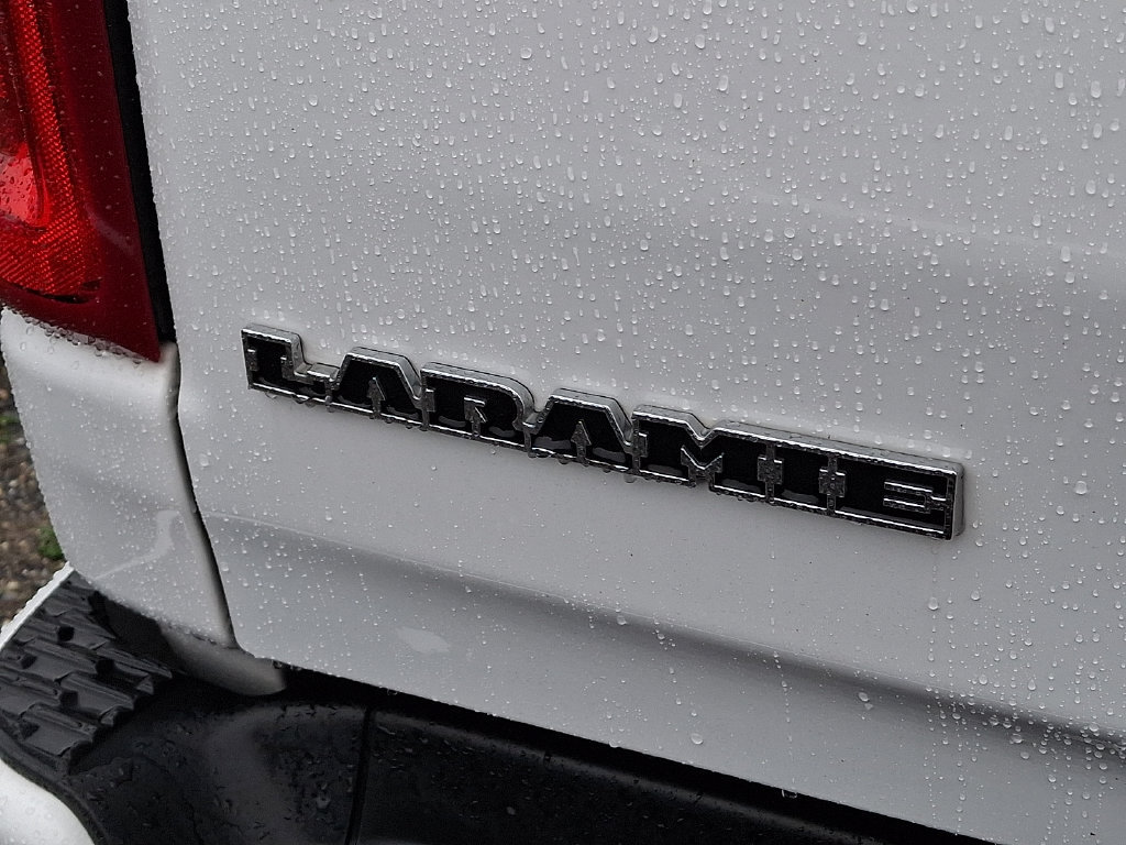 Used 2025 RAM 1500 Laramie w/ Sport Appearance Package AWD/4WD image 10