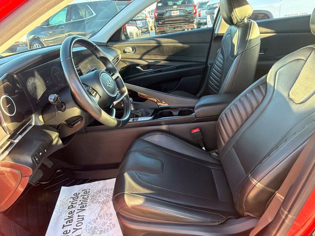 Used 2023 Hyundai Elantra Limited FWD image 30