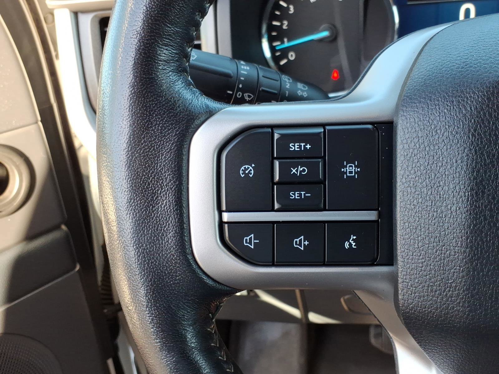 Certified 2024 Ford Expedition XLT image 25