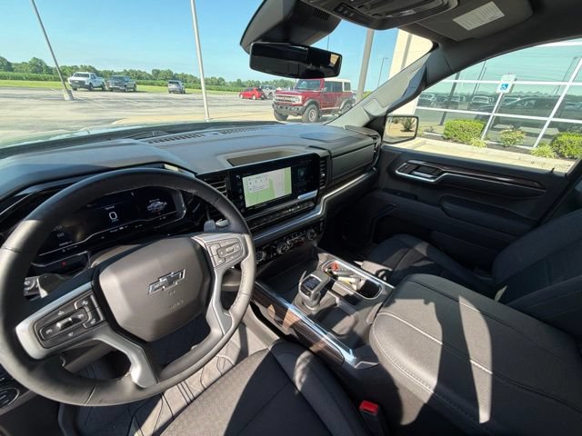 Used 2023 Chevrolet Silverado 1500 RST w/ Protection Package AWD/4WD image 12