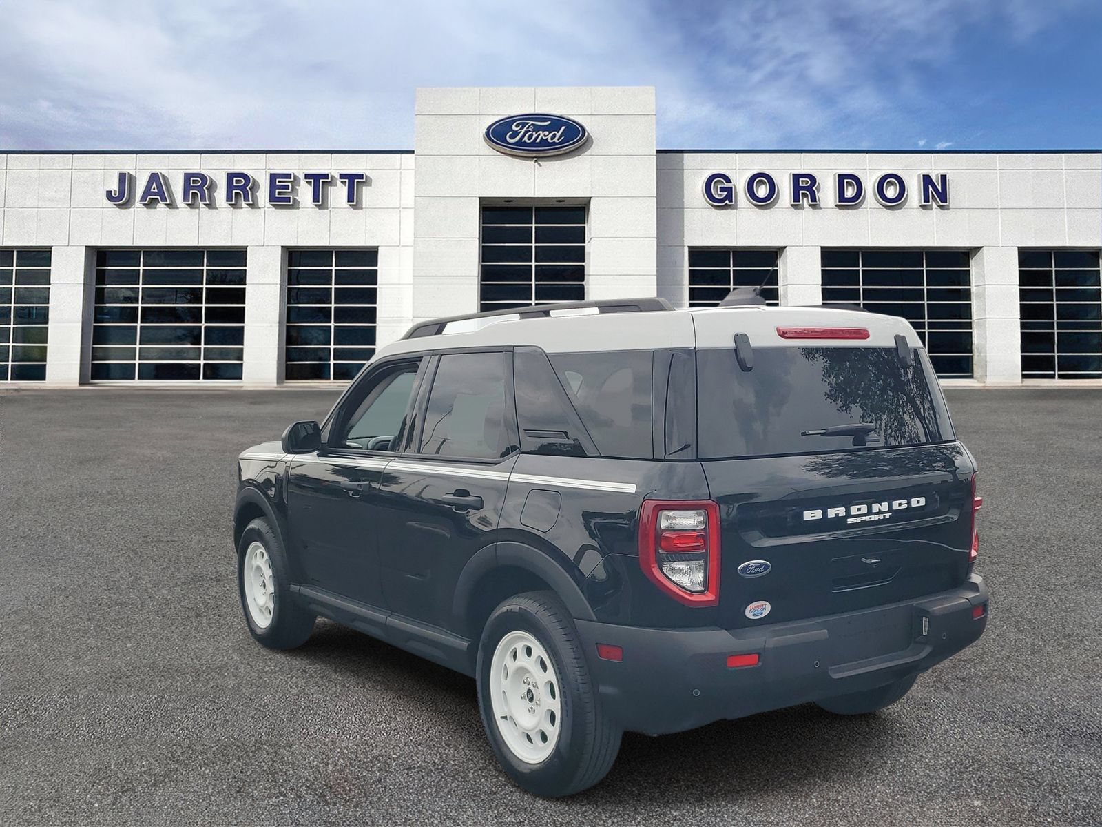 Certified 2025 Ford Bronco Sport Heritage w/ Convenience Package AWD/4WD image 3