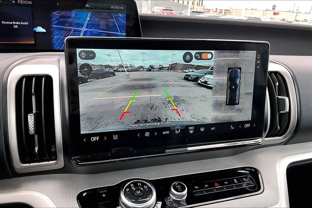 Certified 2025 Ford Expedition Active AWD/4WD image 20