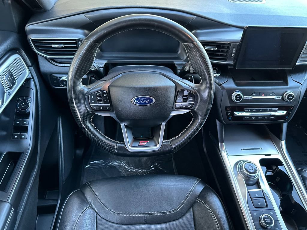 Certified 2020 Ford Explorer ST w/ ST Street Pack image 14