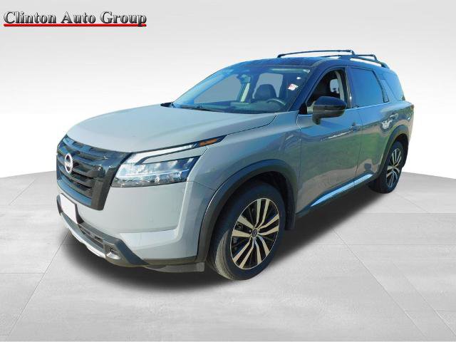 Used 2024 Nissan Pathfinder Platinum AWD/4WD image 1