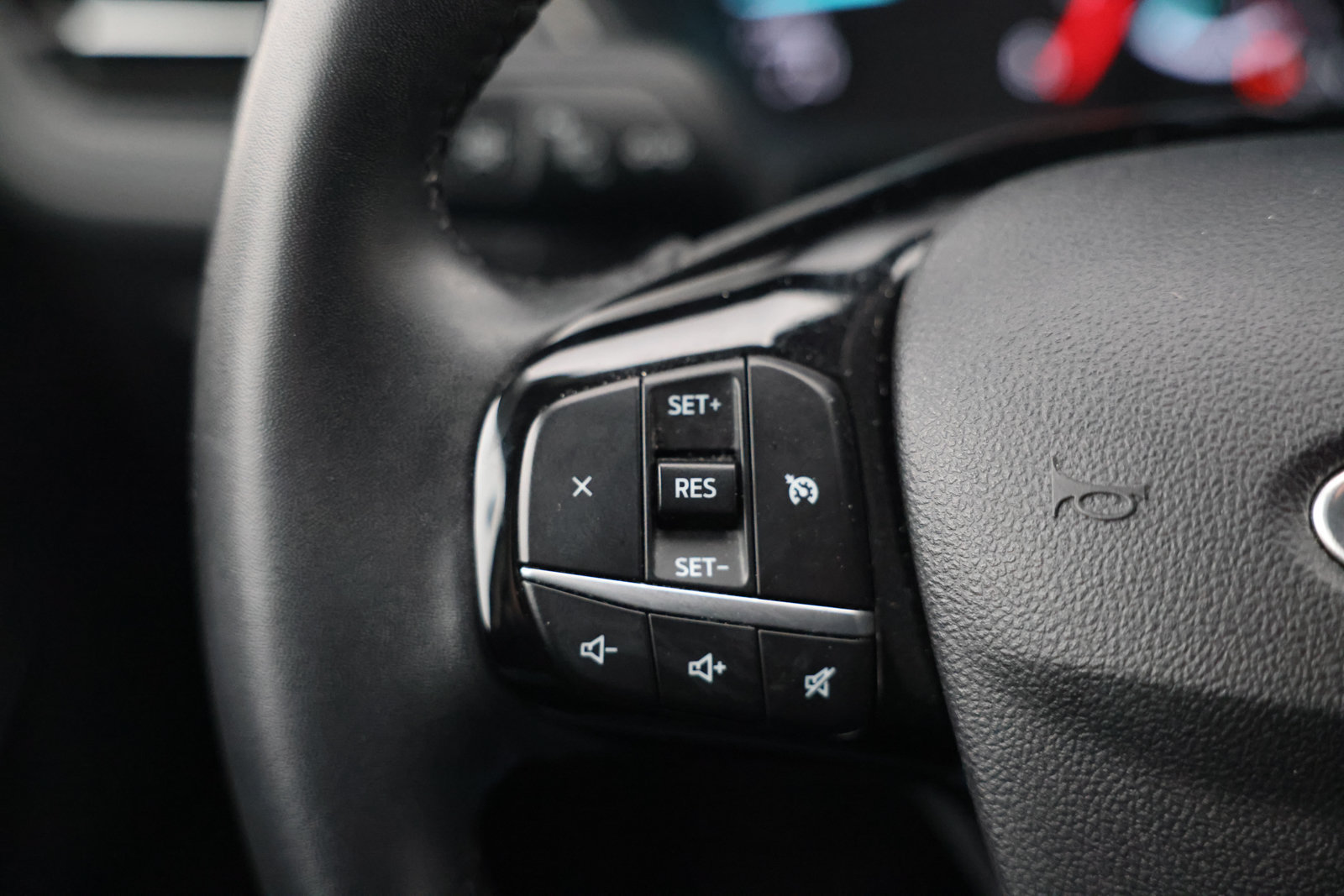 Certified 2022 Ford Escape SEL AWD/4WD image 18