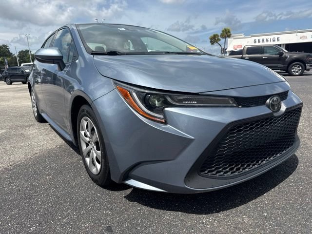 Used 2022 Toyota Corolla LE FWD image 4