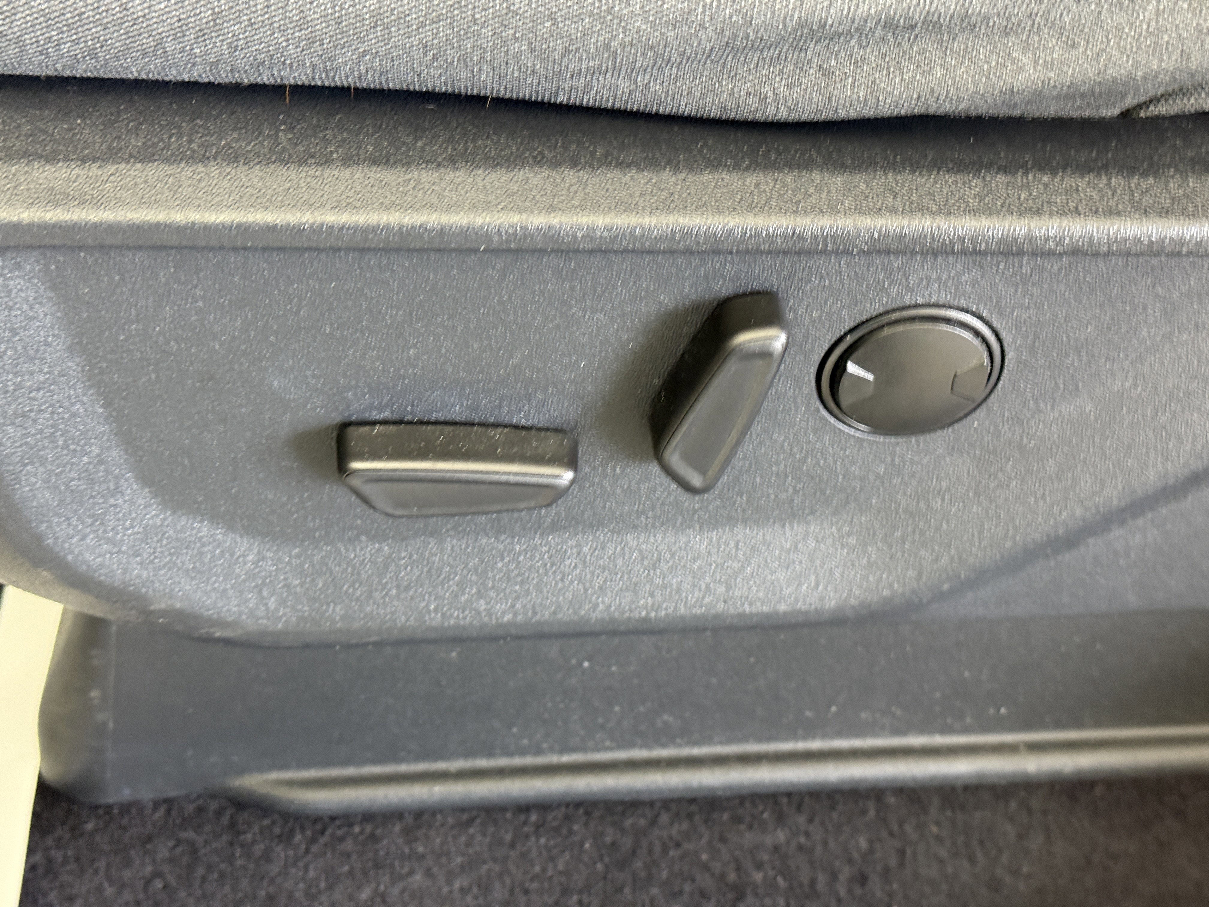 Certified 2023 Ford F150 XLT w/ Equipment Group 302A High image 17