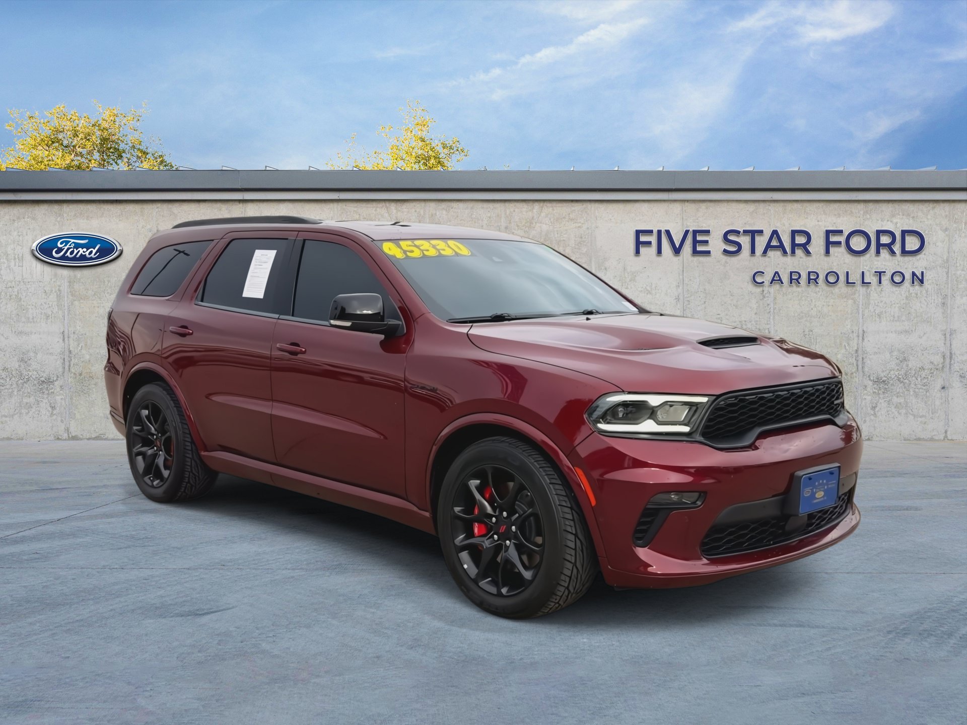 Used 2023 Dodge Durango R/T w/ Tow 'N Go Package AWD/4WD image 2