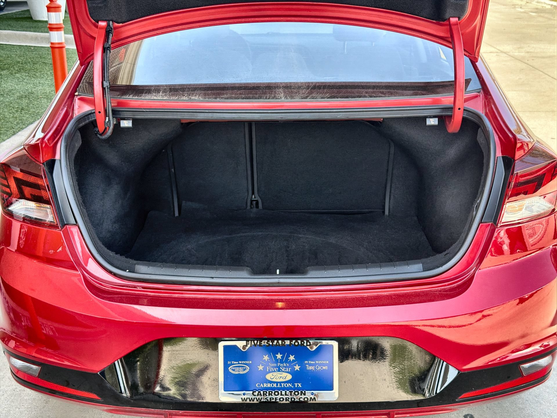 Used 2020 Hyundai Elantra SEL FWD image 22